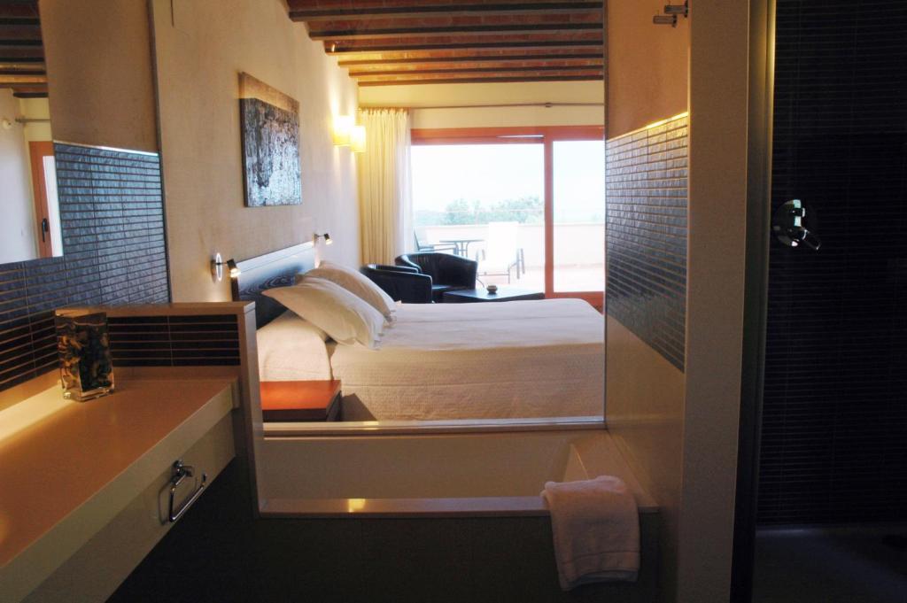 Hotel Cal Naudi 레스 카세스 달카나르 객실 사진